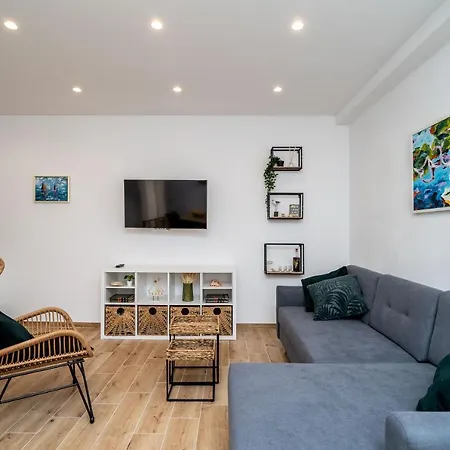 Apartment Marta *