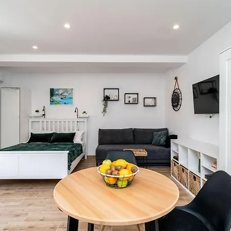 Marta * ツァヴタット