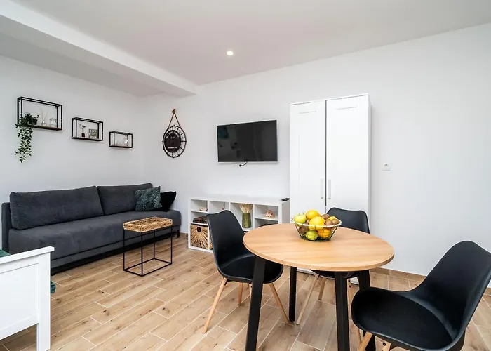 Apartment Marta *